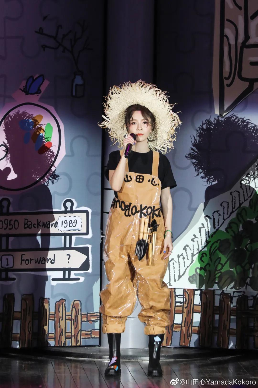 黄雅莉唱哭何炅是哪一期,黄雅莉与何炅的关系