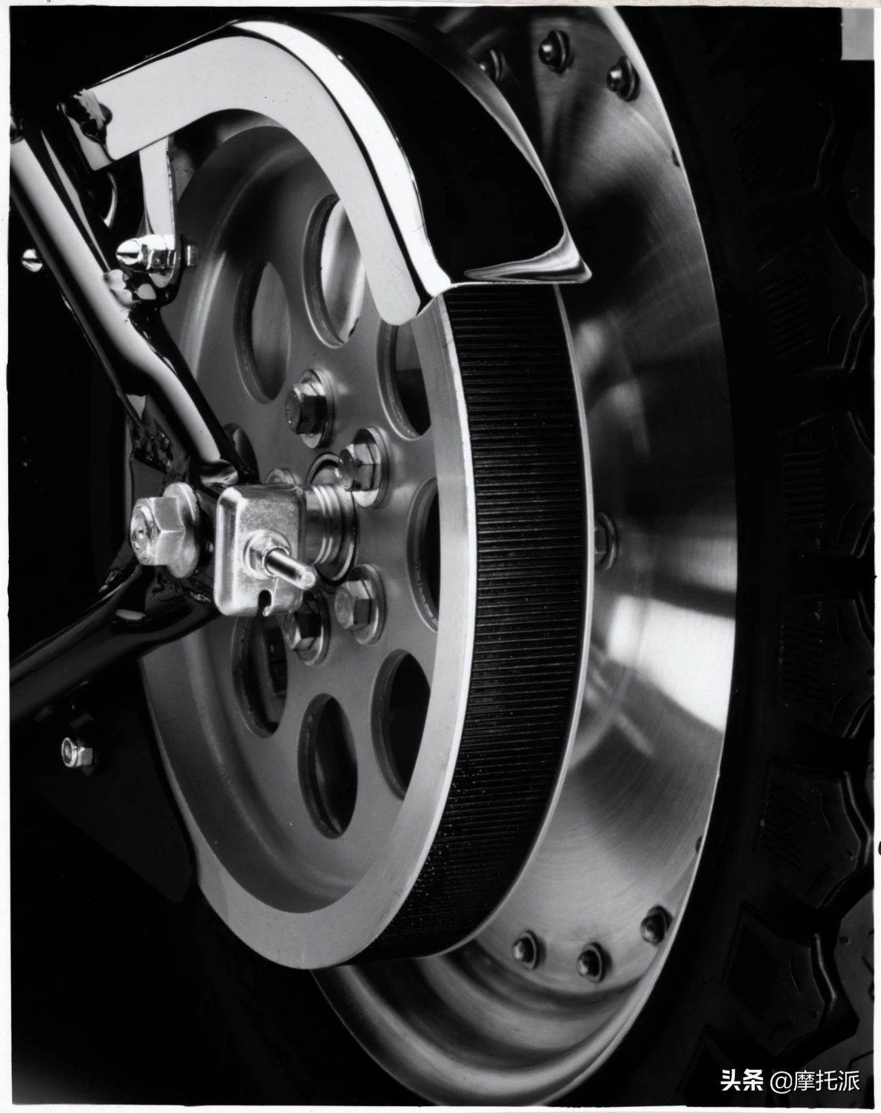 哈雷戴维森成长历程,最早的哈雷戴维森