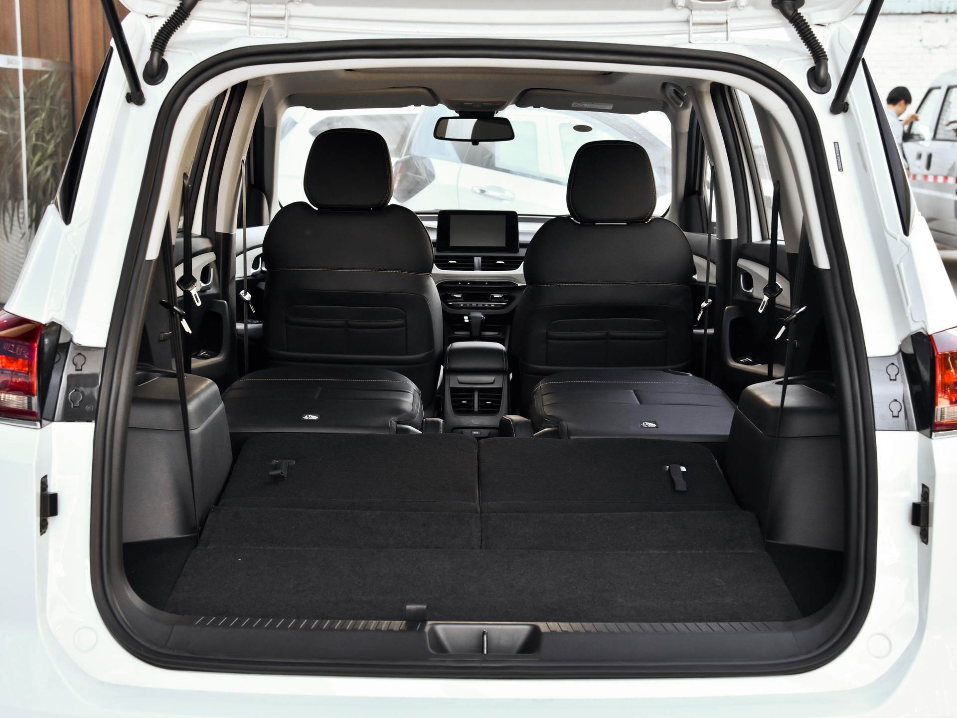 价格低省油性价比高的车10万内,油耗低价格便宜的自动挡车