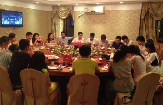 如果遇到小人欺负人该如何应对,被小人欺负是反击还是忍让