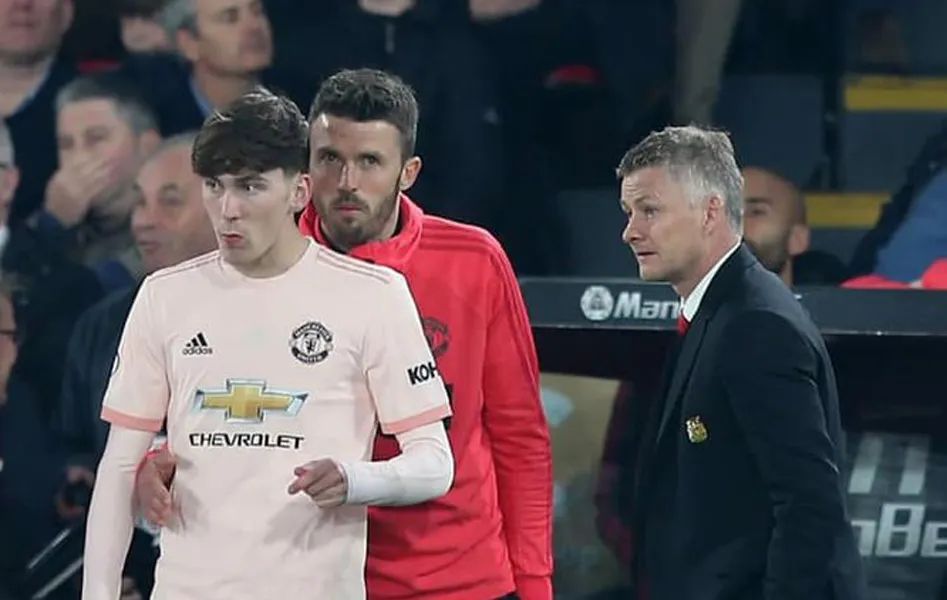 卡里克曼联新援,曼联卡里克赛季