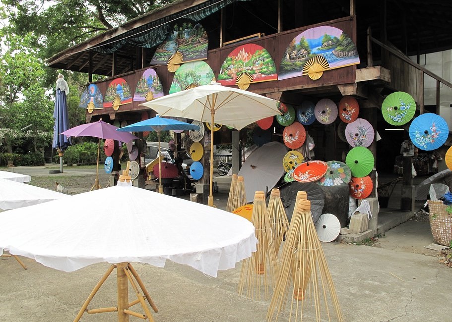 怎么从网上购买泰国品牌衣服,曼谷哪里购买泰国本地品牌服装