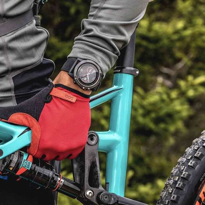 佳明fenix5运动手表值得买吗,全新gps智能户外运动腕表suunto