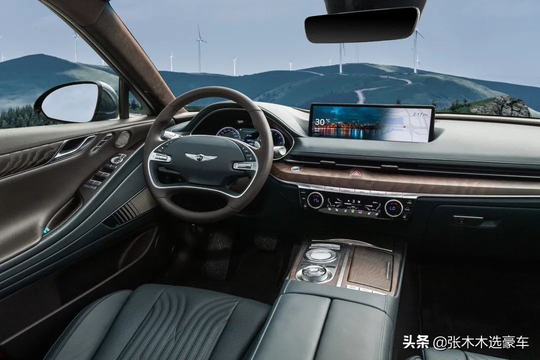 试驾捷尼赛思gv80豪华版,捷豹f-pace好看还是捷尼赛思g80好看