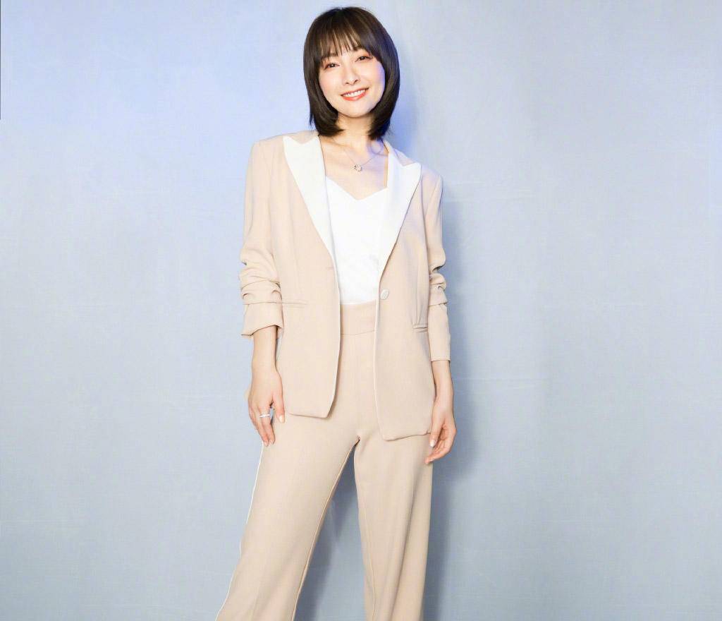 吴昕被曝二手平台挂全新高仿鞋，公然支持盗版，情商堪忧？