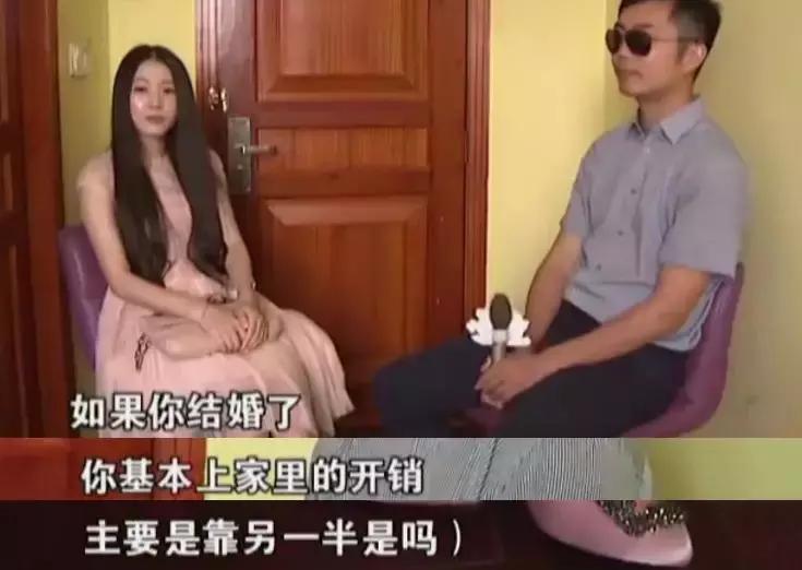 如此崩坏的相亲现场，堪称人类交配史上的灾难