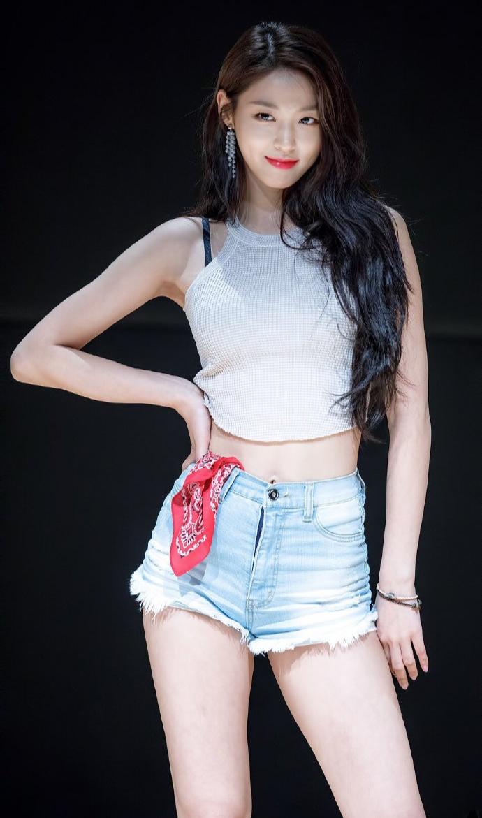 女团身材马甲线,女团腿马甲线