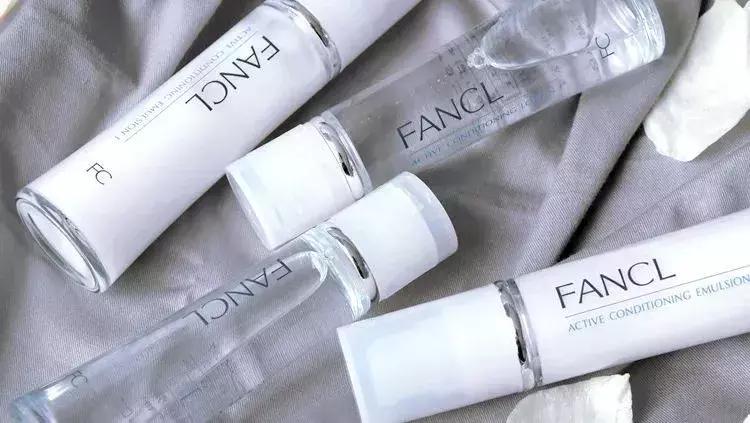 唐艺昕张若昀谈多久才结婚,唐艺昕张若昀在哪里领结婚证