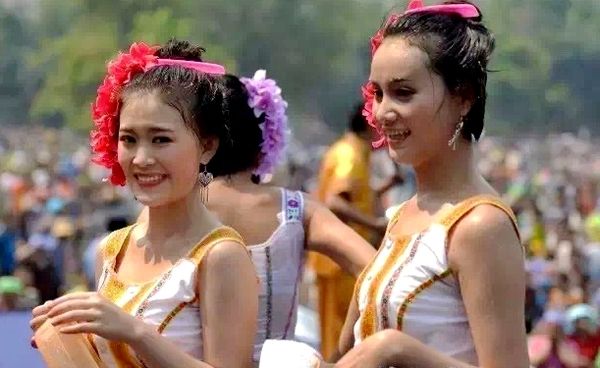 云南风情美女,云南的玉溪的美女