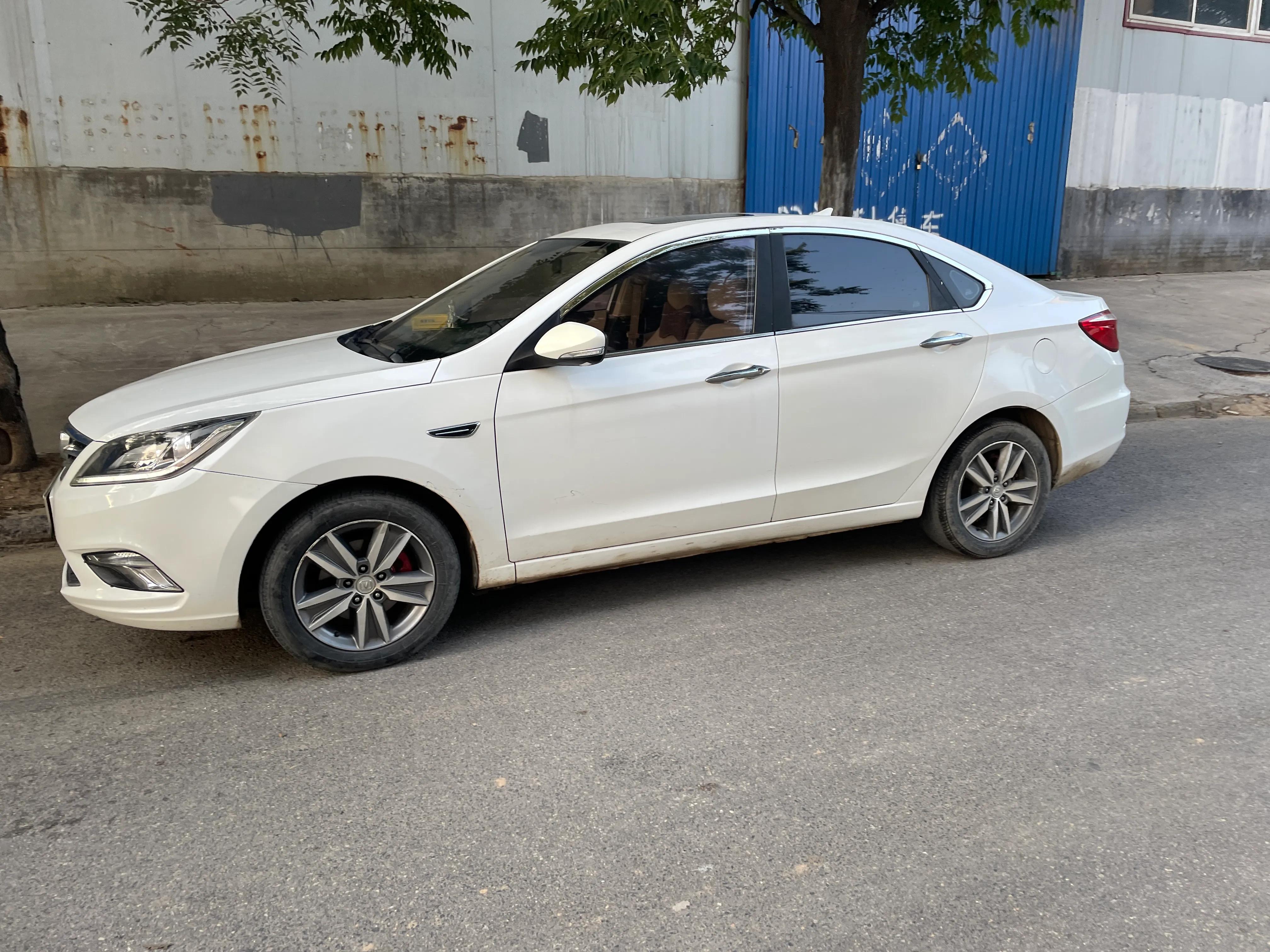 长安逸动经典款,18款逸动和19款逸动有什么区别