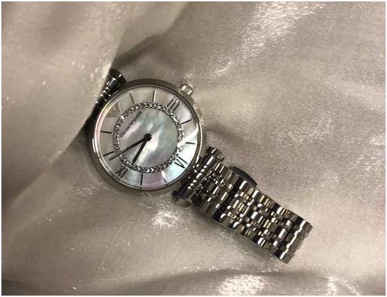 阿玛尼的手表,奢侈中带着神秘,女孩子的手表天堂