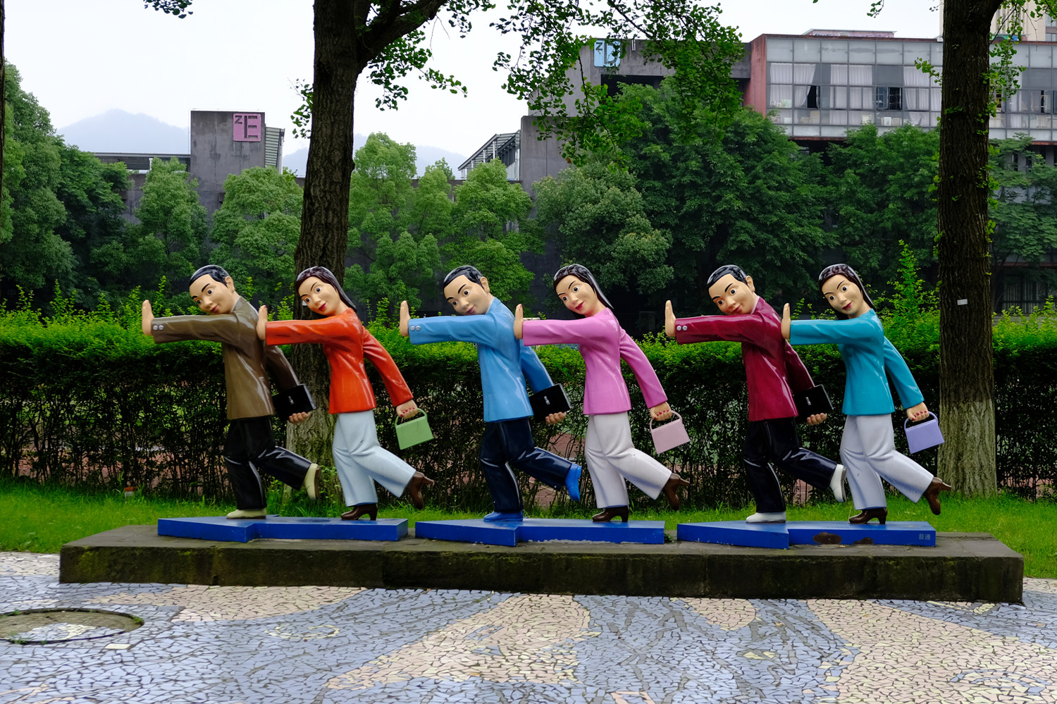 三度书咖开店手记：身处重庆大学城，是一种优势吗？