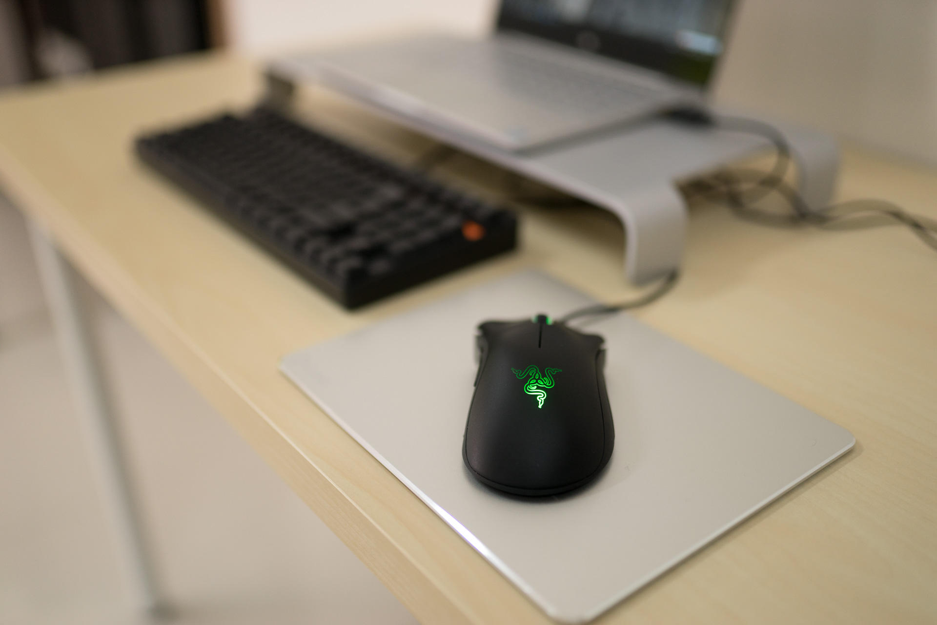 雷蛇炼狱蝰蛇鼠标用的什么微动,razer雷蛇鼠标炼狱蝰蛇标准版