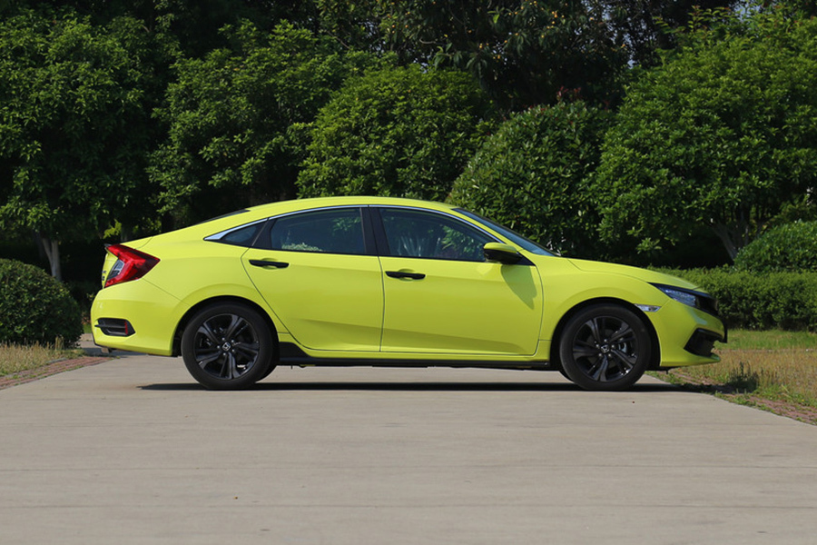 2017款思域1.0tcvt180turbo舒适版,1299万起售第十一代思域