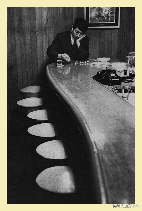 日本导演逝世37周年视频,日本运动员寺山修司死因