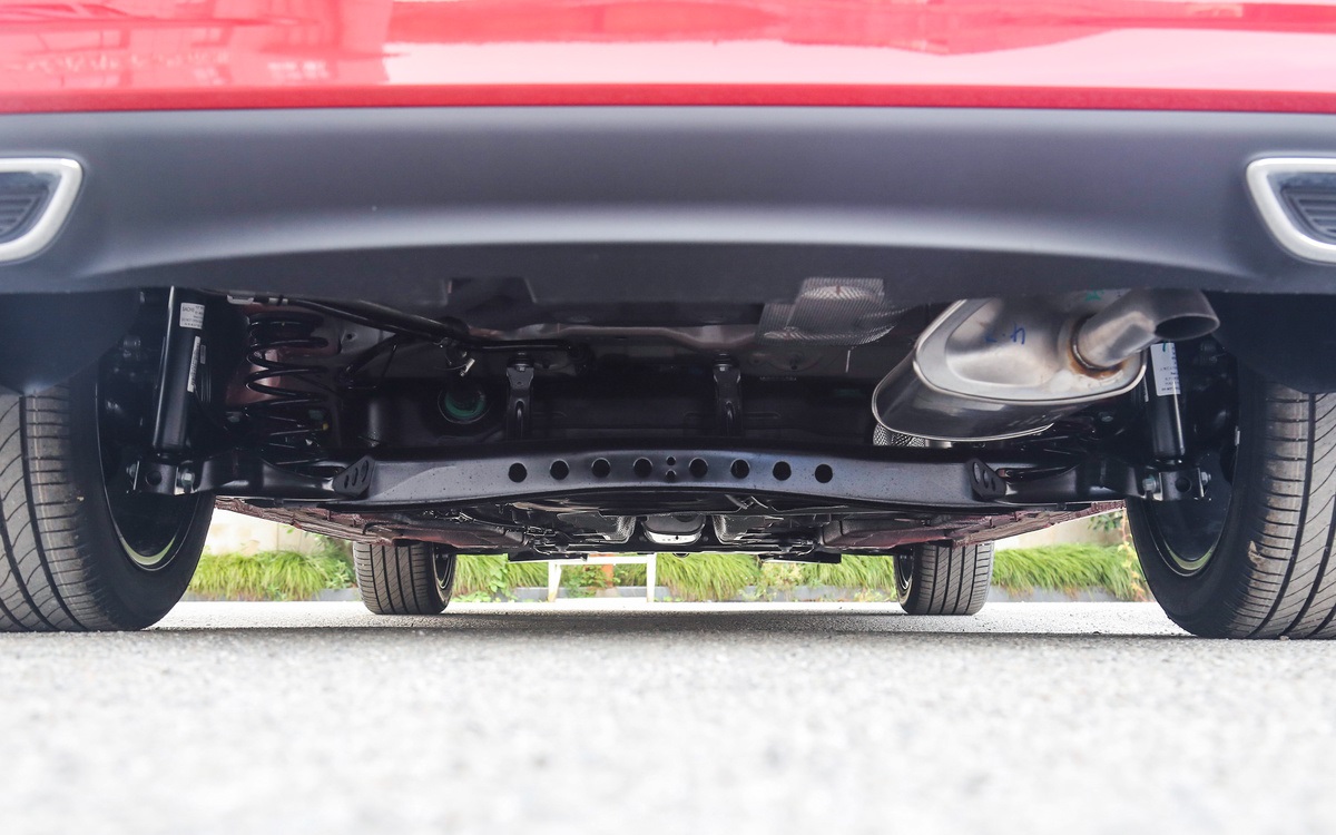 荣威i6同级对比,荣威i6深度体验