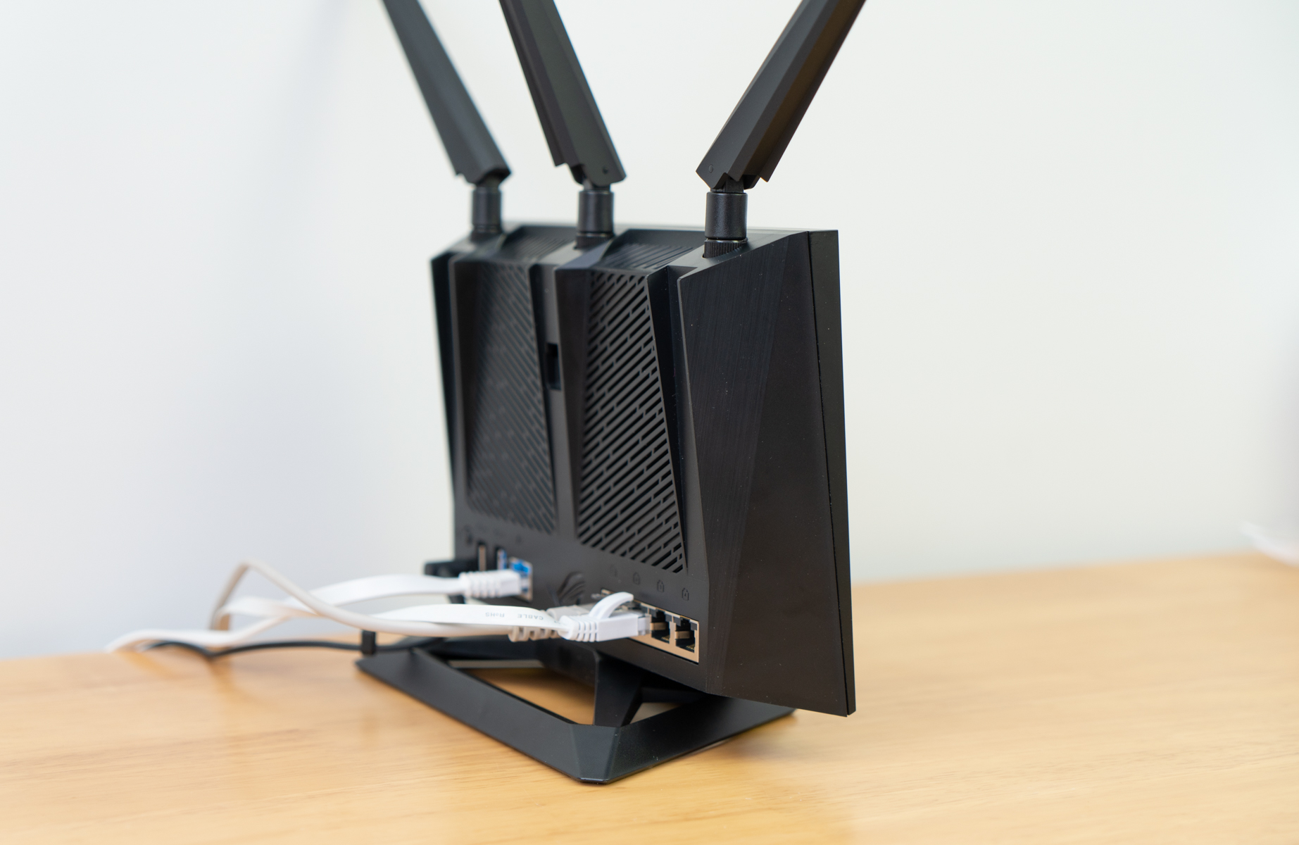 内置UU加速器，外服游戏畅快玩，华硕路由GT-AC2900测评