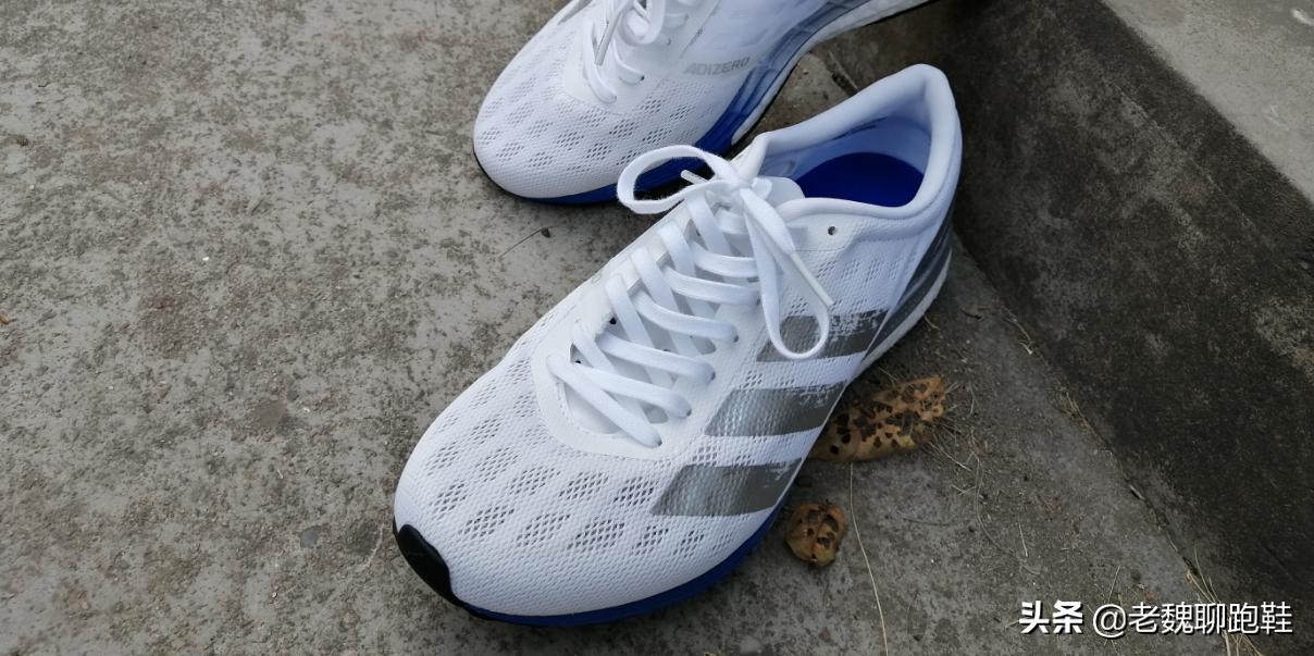 浠庨樋杩揪鏂埌moncler,闃胯开杈炬柉鍜屼簹鐟熷+璺戞