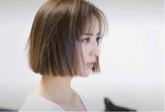佟丽娅同款短发型的图片,佟丽娅短发半丸子头造型曝光