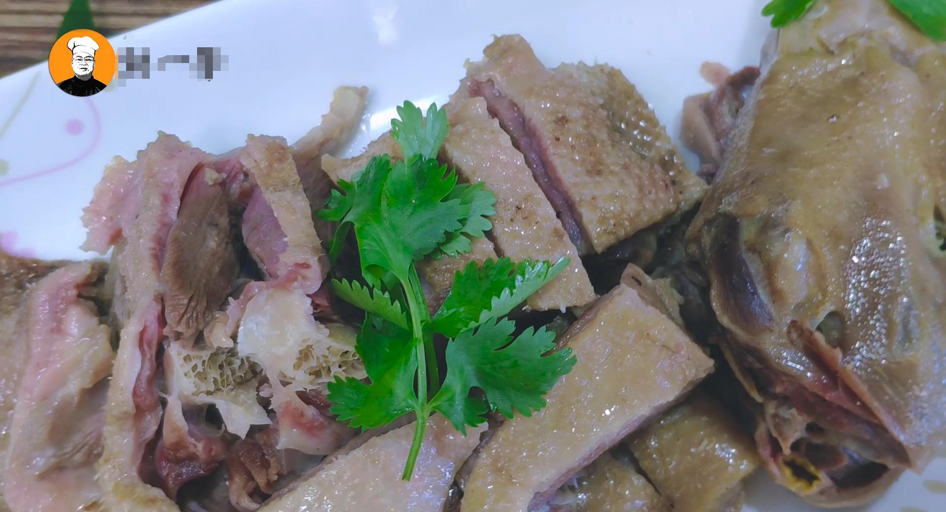 扬州盐水鹅家常做法,盐水鹅的正宗做法简单又好吃