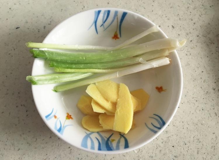 喝冷饮伤了脾胃拉肚子,小孩冷饮吃多了伤到脾胃怎么调理