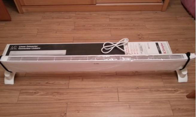 油汀和踢脚线取暖器哪个好,电油汀取暖器和踢脚线取暖器哪个好