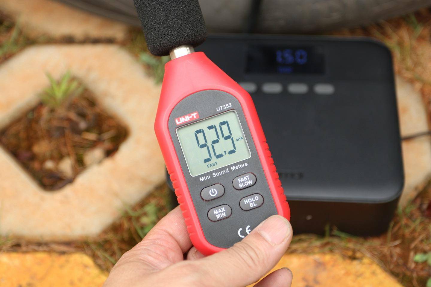 70迈轮胎充气泵青春版怎么使用,70迈车载汽车轮胎充气泵