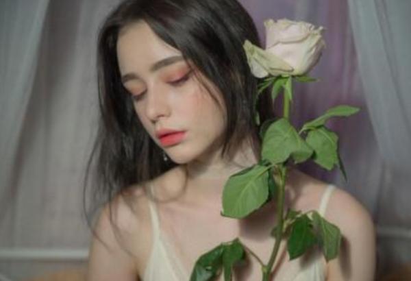 经常熬夜用这几款眼霜,熬夜党必不可少的眼霜推荐