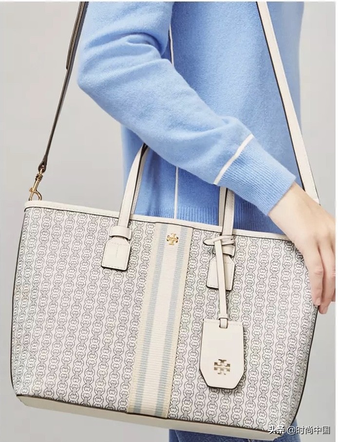 母亲节快乐送个包包给妈妈,母亲节送妈妈什么包包100左右