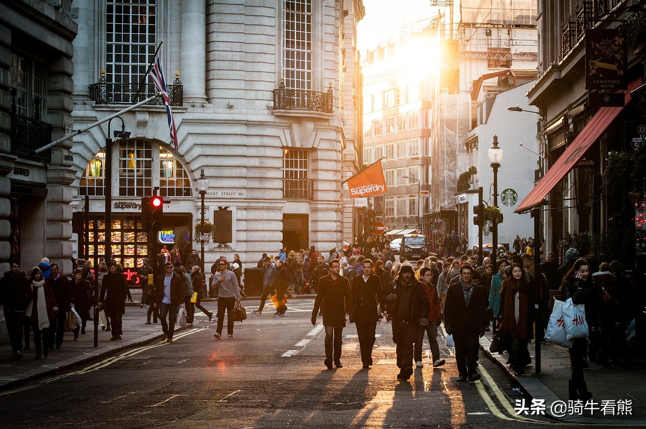 电商法实施实体店会好吗,电商法真的在淘宝实施了吗