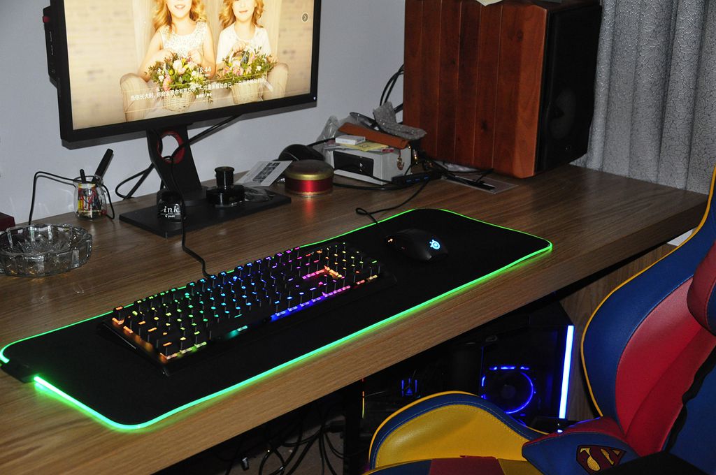 好用的鼠标垫能提高游戏性能吗,鼠标垫对游戏玩家来说很重要吗