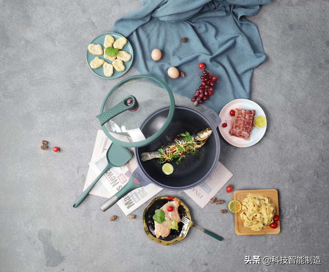 没有一口好锅，如何展现我大厨的手艺，七层昂贵涂层就为一口好锅