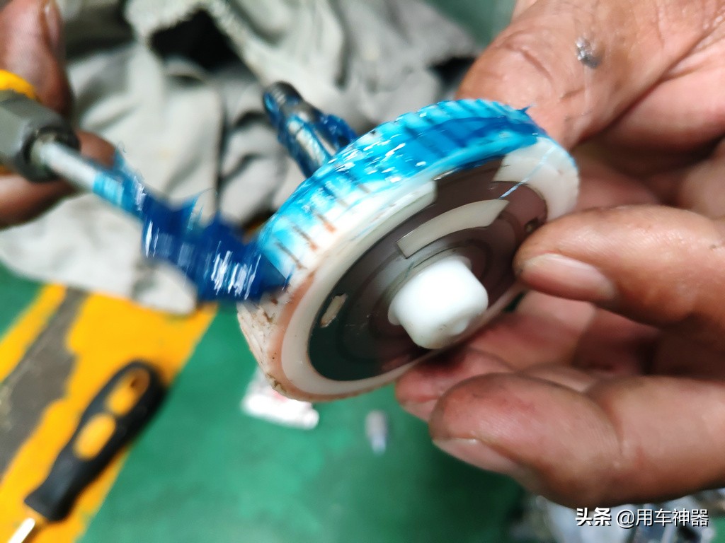 雨刷电机怎么保养,雨刮电机维护视频