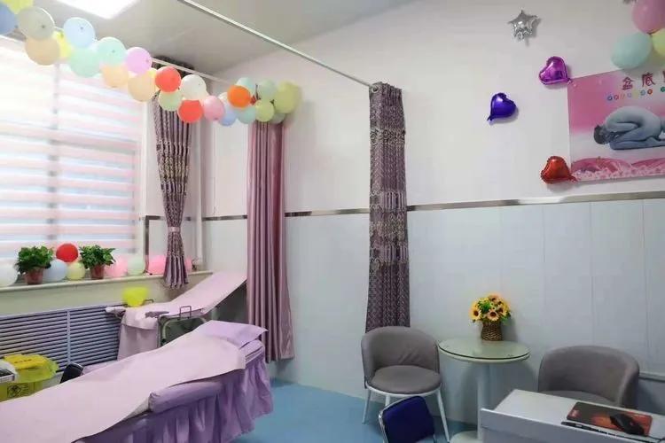 抗疫情三八女神节,关爱女性健康三八节武汉