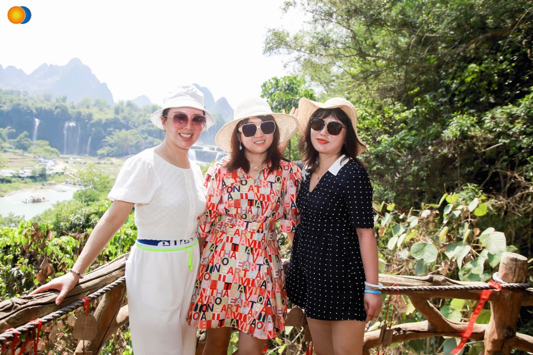 绿城叙话，明亚绽放保险力量之花