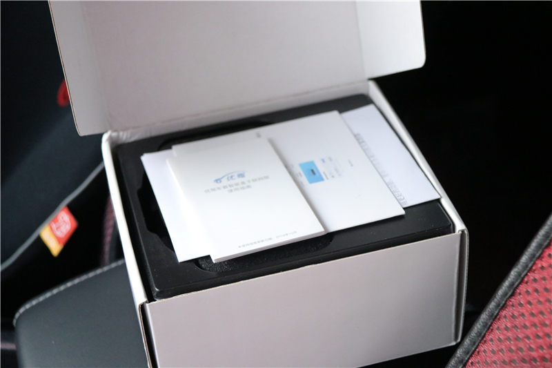 后悔没加装hud,给车子加装hud多少钱