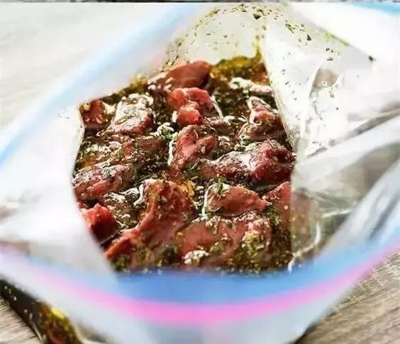 牛肉腌制方法牛肉怎么腌才嫩,牛肉怎么做好吃又嫩西红柿炖牛肉