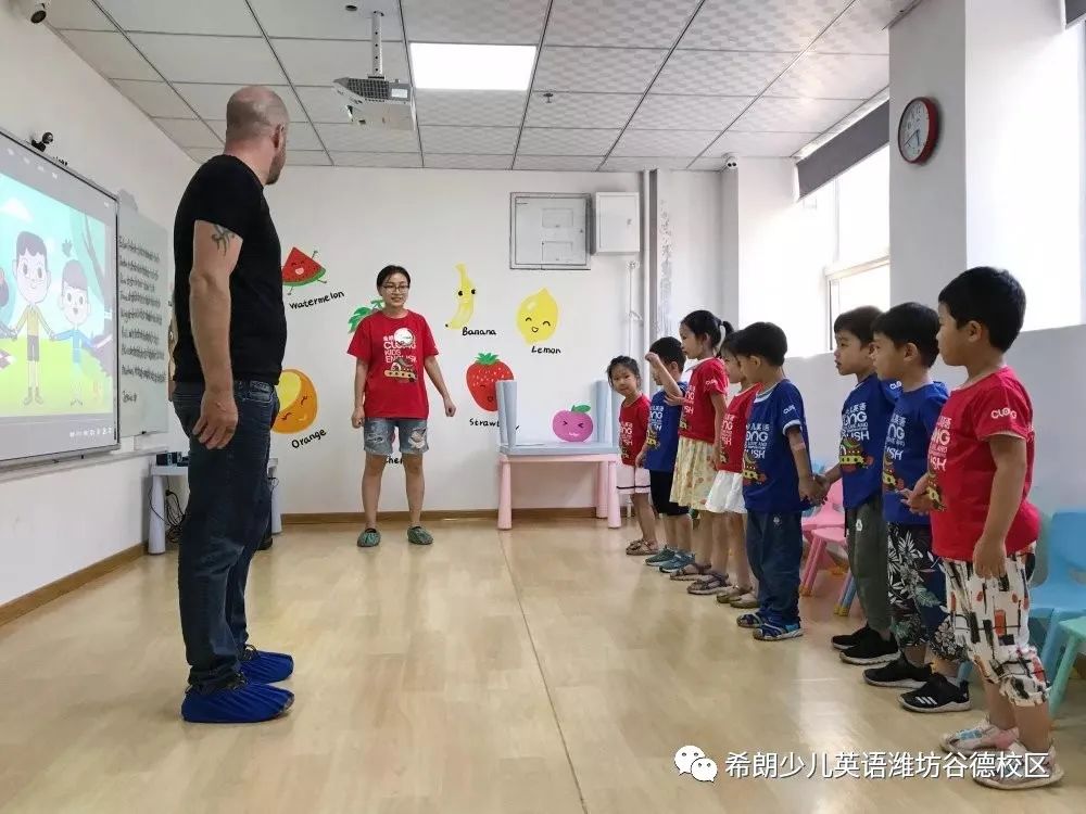 鑷存暚鑻遍泟娼嶅潑,甯屾湕灏戝効鑻辫娼嶅潑