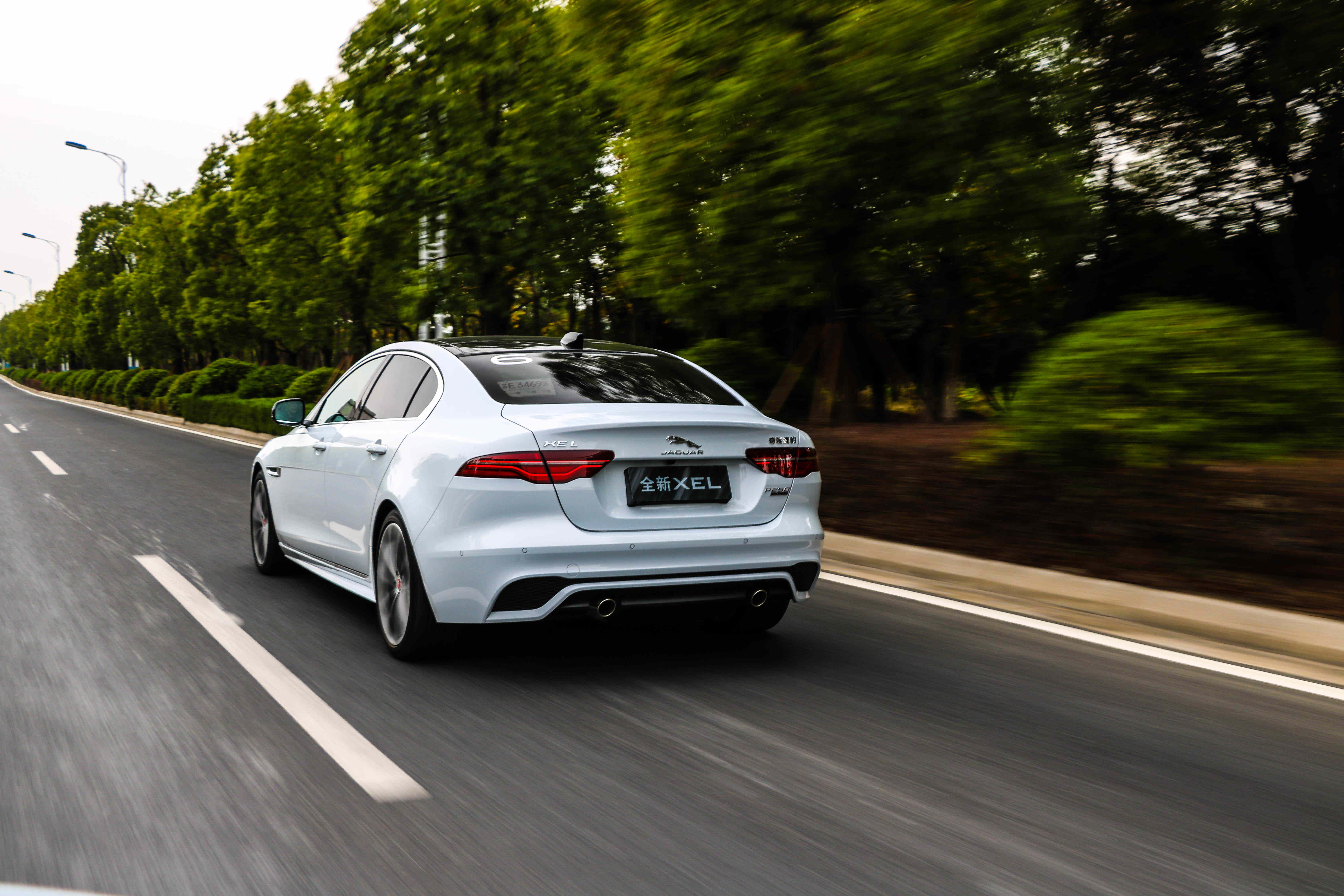 捷豹xel引擎实拍,捷豹xel英杰力哪款