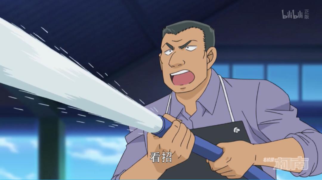 路遇搞笑“白衣组织”|吐槽柯南TV1033集