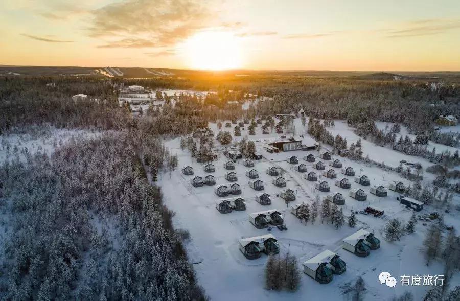 芬兰极光玻璃屋高清大图,芬兰玻璃屋极光横屏