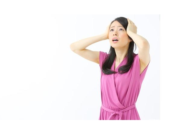 宝宝还需要另外喂水吗,宝宝还需要包着睡吗