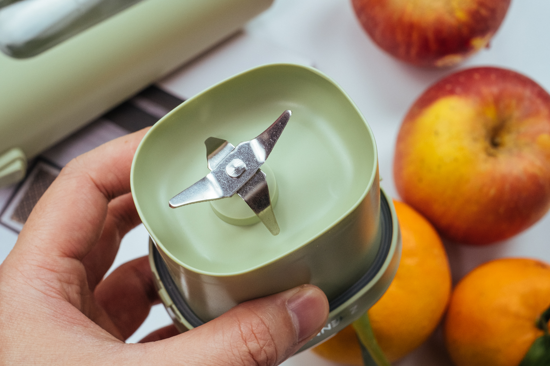 有它之后，我拒绝了含有添加剂的奶茶饮料：臻米J1真空便携果汁杯