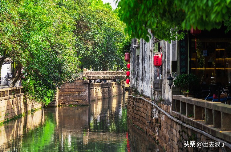 吃蟹子注意事项,吃蟹的时候当心点扎嘴