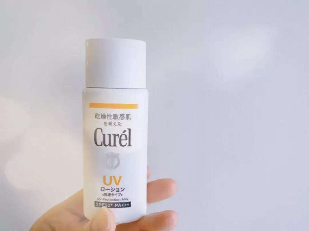 强生爽身粉含滑石粉能用吗,强生爽身粉含滑石粉吗