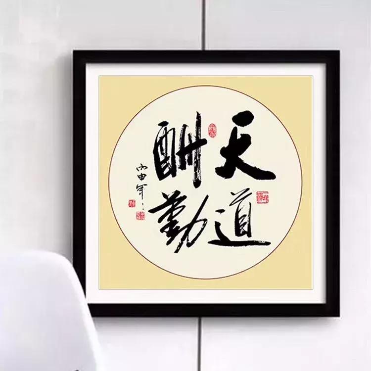 一幅画值上万美金,一幅画几万块