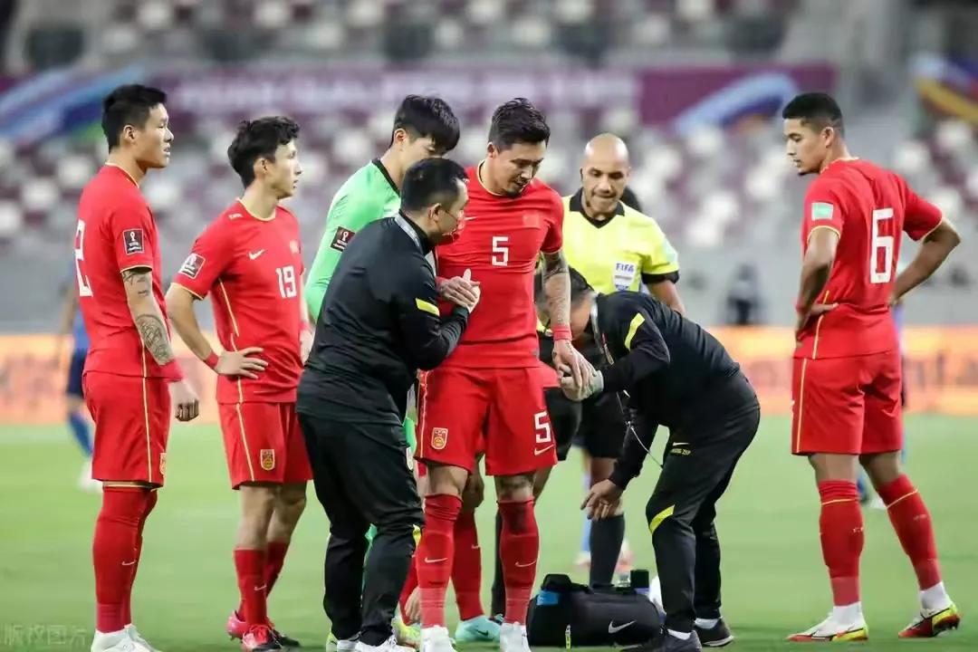 李铁带队国足0-1日本,中国vs日本队李铁