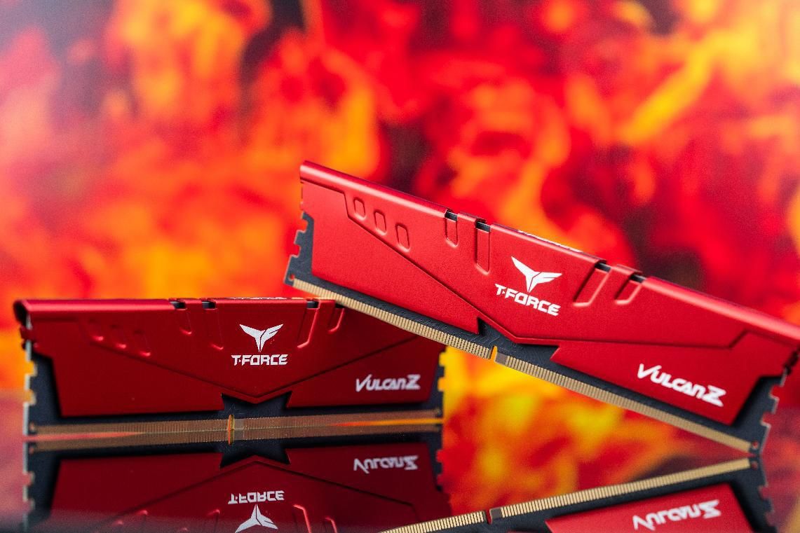 十铨火神内存条ddr43600,十铨内存火神3200可以超频到多少