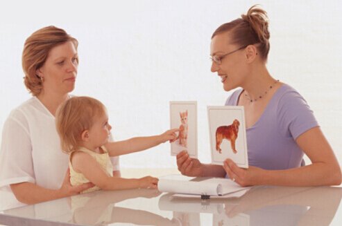 小孩说话突然结巴了是怎么回事,孩子说话有时候结巴怎么办