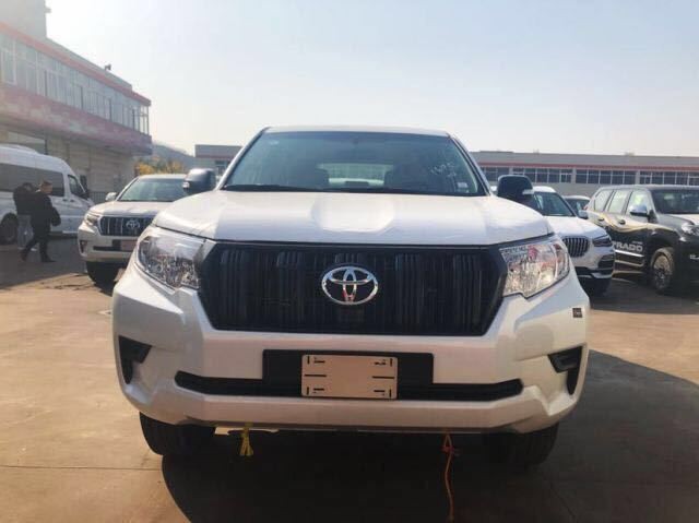 2020丰田霸道普拉多2700中东版,20款丰田普拉多2.7中东顶配